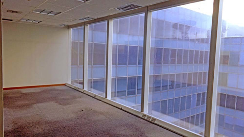 Imagen 18 de 23 de Alquilo Oficina En Piso Alto 385 M2 En Los Palos Grandes 7660