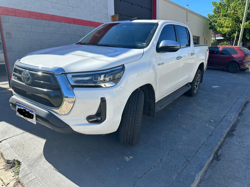 Toyota Hilux 2.8 204 CV 4X4 SRX  TDI 6AT