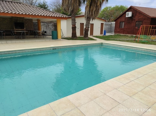 Imagen 8 de 17 de Renta De Quinta Con Estancia En Cabaña, Con Alberca A Una Hora De Monterrey, Nuevo Leon