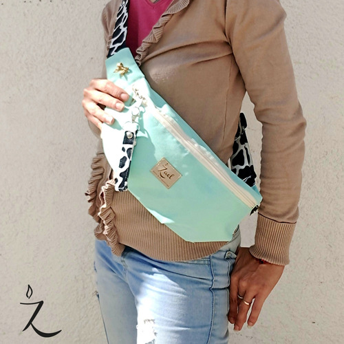 Riñonera Mujer Zael Milan: Estilo Y Comodidad En Movimiento Agua Cinta Animal Print