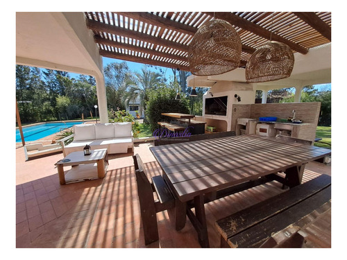 Imagen 13 de 29 de Alquiler Temporario Casa De 4 Dormitorios En Rincón Del Indio, Punta Del Este.