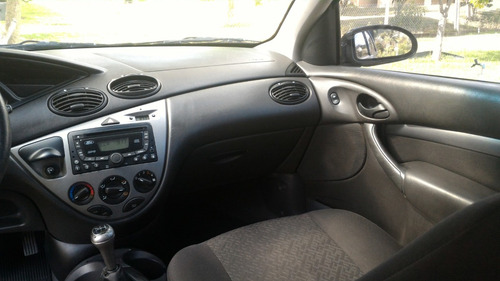 Ford Focus Sedan 2.0 Glx 4p