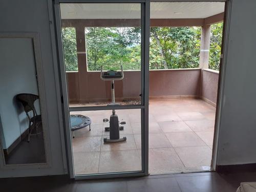 Imagem 8 de 11 de Chácara 912m2, Casa Sede Sobrado Com 2 Suítes, Sala Com Lareira, Churrasqueira E Fogão A Lenha, Poço Semi Artesiano, Pomar Formado - Ch00219 - 70683608