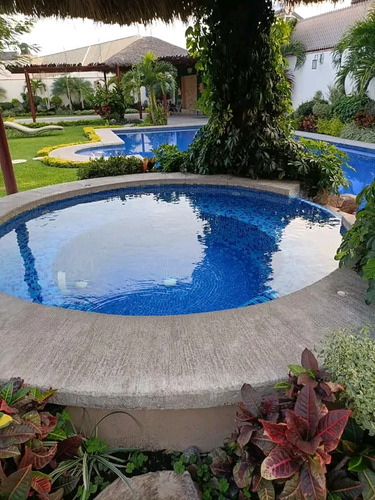 Impecable Casa En Conjunto Horizontal Doble Acceso Controlado Zona Tranquila Entorno Familiar