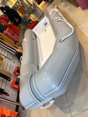 Bote Semirrigidos Kiel 360 Matriza + Motor Mercury 9.9 Hp 4t