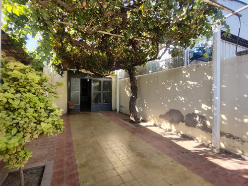Casa 3 Dormitorios. Apta Credito. Santa Lucia