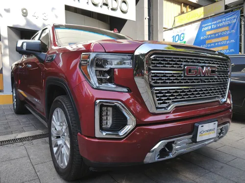 GMC Sierra 6.2 Denali Dvd At