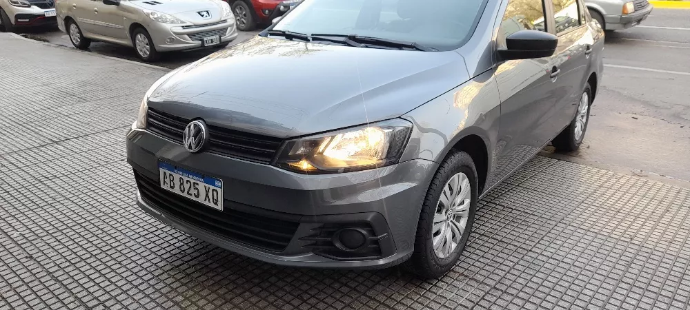 Volkswagen Voyage 1.6 Trenline 101cv