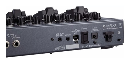 Imagen 5 de 5 de Pedal de efecto Boss Guitar Multiple Effects ME-80 negro