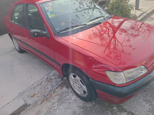 Peugeot 306 1.8 St