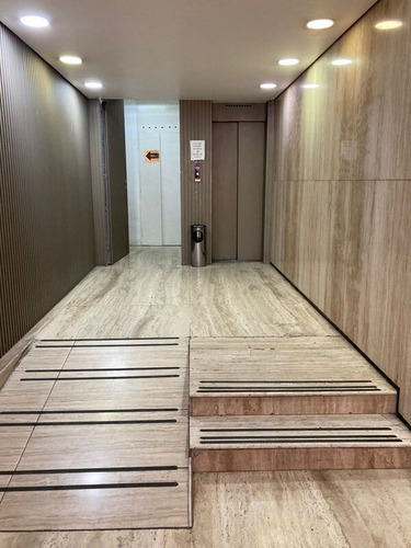 Piso De Oficinas Campeche 315 Col. Condesa Torre B