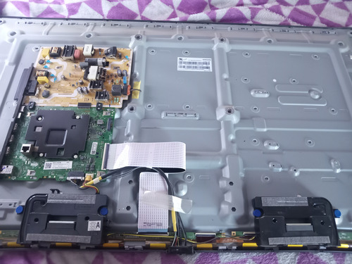 Pantalla Samsung Un43au7000f, Elige Fuente O Main. (Usado)
