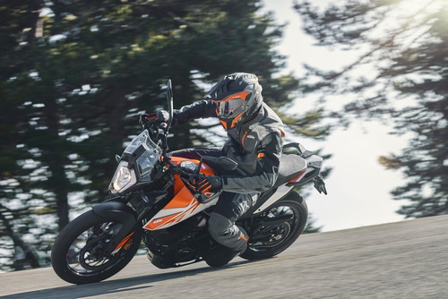 Imagen 2 de 20 de Ktm Adventure 250 2023 0km No Versys Tenere Tornado Usd Sim