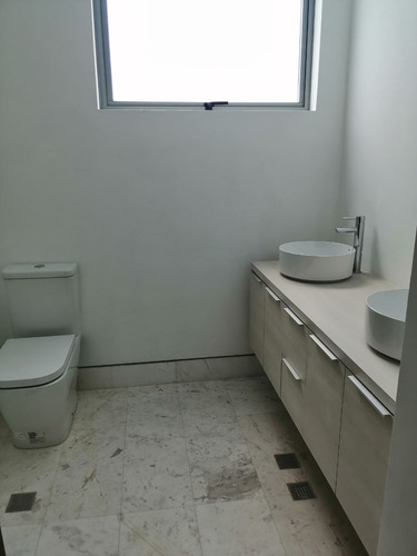 Apartamento En Venta Urb. La Castellana 19672