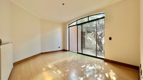 Casa Luminosa Y Remodelada