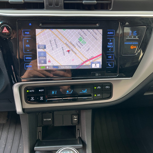 Imagen 9 de 16 de Toyota Corolla Xei 4p 2017