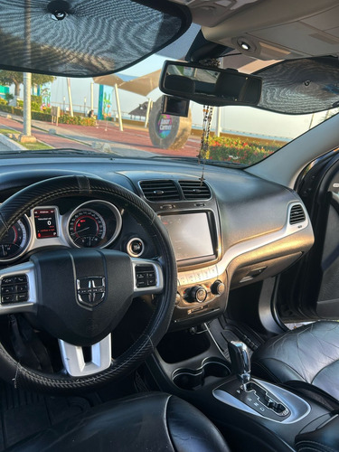 Dodge Journey 2.4 Sxt 7 Pasajeros At