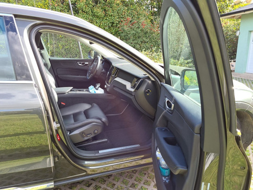 Imagen 8 de 12 de Volvo Xc60 T6 Inscription Awd
