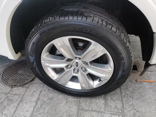 Ford Lobo 3.5 Doble Cabina Plinum 4x4 At