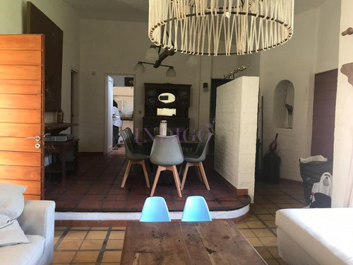 Casa En Alquiler Mes De Febrero.- Ref: 589