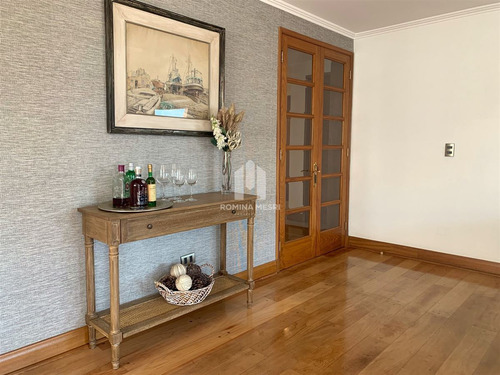 Arriendo Dpto. De 3 Dorm. Mas Servicios En Las Condes