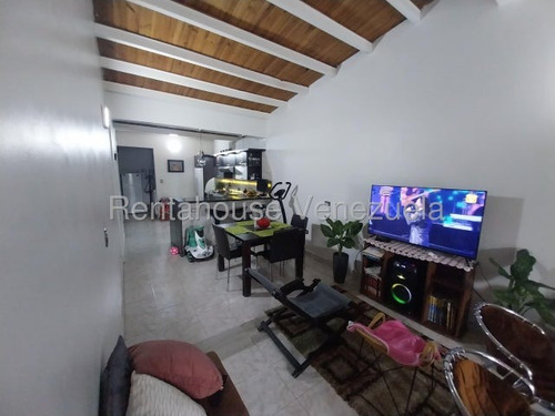 N&m Casa En Venta En Zona La Piedad Sur Cabudare Moderno