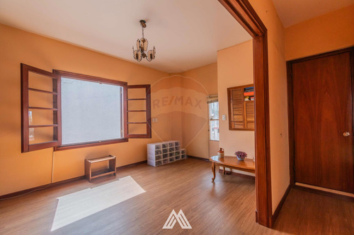 Se Vende Casa 4 Dormitorios En Colon Con Patio