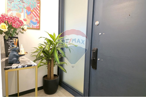 Portal La Dehesa / Depto Con Jardín