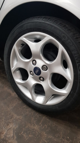 Ford Fiesta Kinetic Design 1.6 Design 120cv Titanium 2011