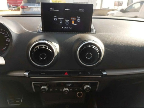 Imagen 9 de 10 de Audi A3 2016 1.8 Sedán Ambiente At