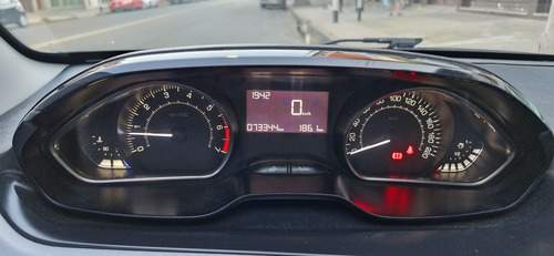 Peugeot 208 1.6 Allure Touchscreen