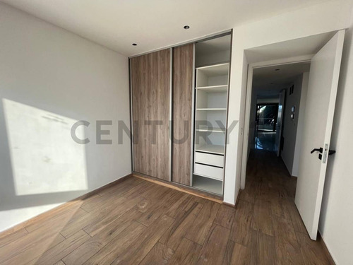 Venta Departamento 3 Dormitorios De Categoria - City Bell