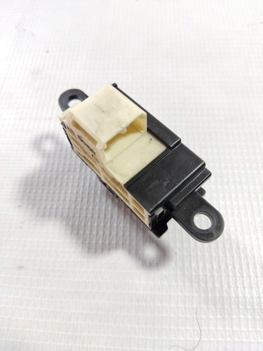 Switch Botón Quemacocos Mitsubishi Galant 2.4 Mod 04-08 Orig (Usado)