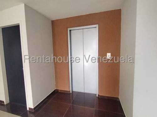 Apartamentos En Venta En El Este De Barquisimeto Con Planta Eléctrica Y Piscina Cod.25-10920 Nd
