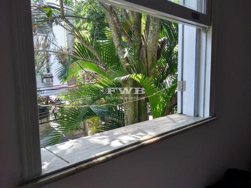Casa Reformada Duplex No Jardim Botanico - 2044005239 - 67779965