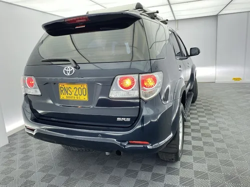 Toyota Fortuner 2.7l 4x4