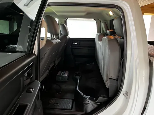 Dodge Ram 1500 5.7 Pickup Quad Cab Slt Aa 4x4 At