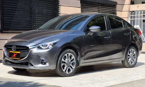 Mazda 2 GRAND TOURING LX
