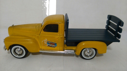 Dodge 1940 1:43 Sólido Milouhobbies Ac039