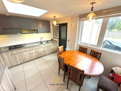 Hermosa Casa En Condominio Hacienda Los Batros, San Pedro