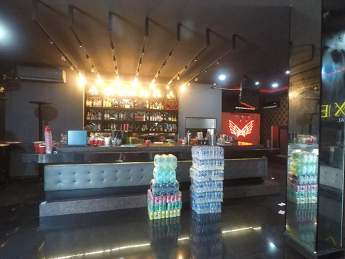 En Venta Local Comercial Con Excelente Ubicación En El Centro De Cancún C3139