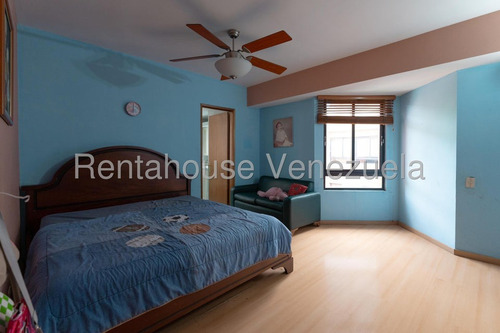 Apartamento Penthouse En Venta En Lomas De Las Mercedes Cr- 25-11129