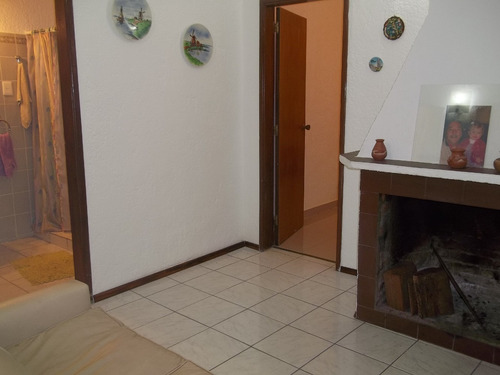 Imagen 5 de 14 de Casa De Un Dormitorio En Salinas