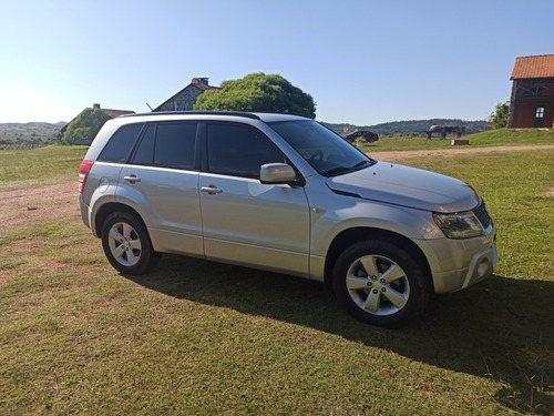 Suzuki Grand Vitara 2.4 Jiii 2010