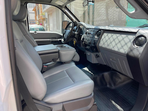 Imagen 15 de 15 de Ford F550 2012