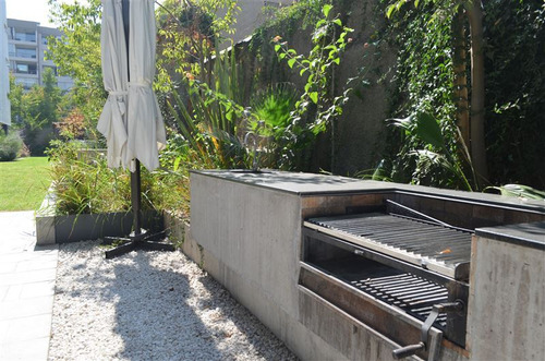Venta Departamento De 2d-2b-1e Bustos-providencia