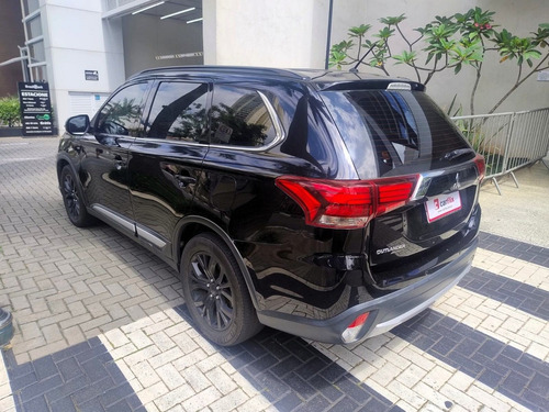 Mitsubishi Outlander 3.0 GT 4X4 V6 24V GASOLINA 4P AUTOMÁTICO