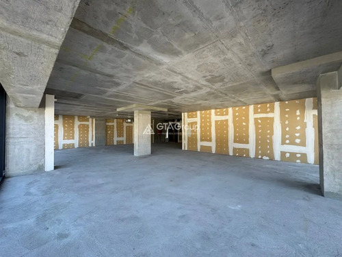 Arriendo De Oficina 204 M2 En Almirante Pastene