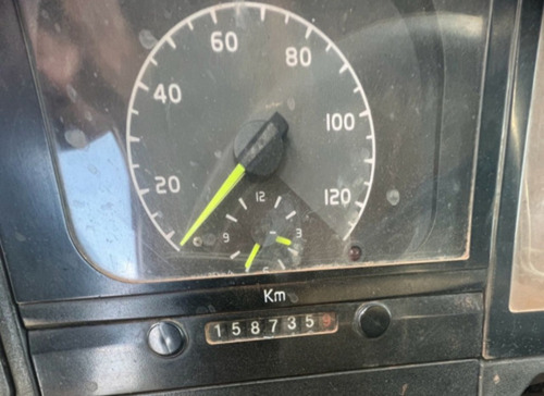 Volvo 310 Truck Cacamba Com Divida