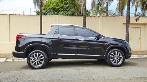 Fiat Toro 2.0 Volcano 4x4 Aut. 4p
